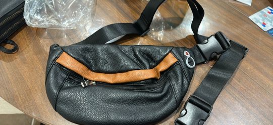 Black/Brown Faux Leather Hiking Waist Pack Fanny Pack, Adjustable Strap, Zip