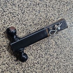 Towing ball hitch