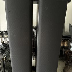 Klipsch RF II and RC II Tower speakers and center channel speaker set