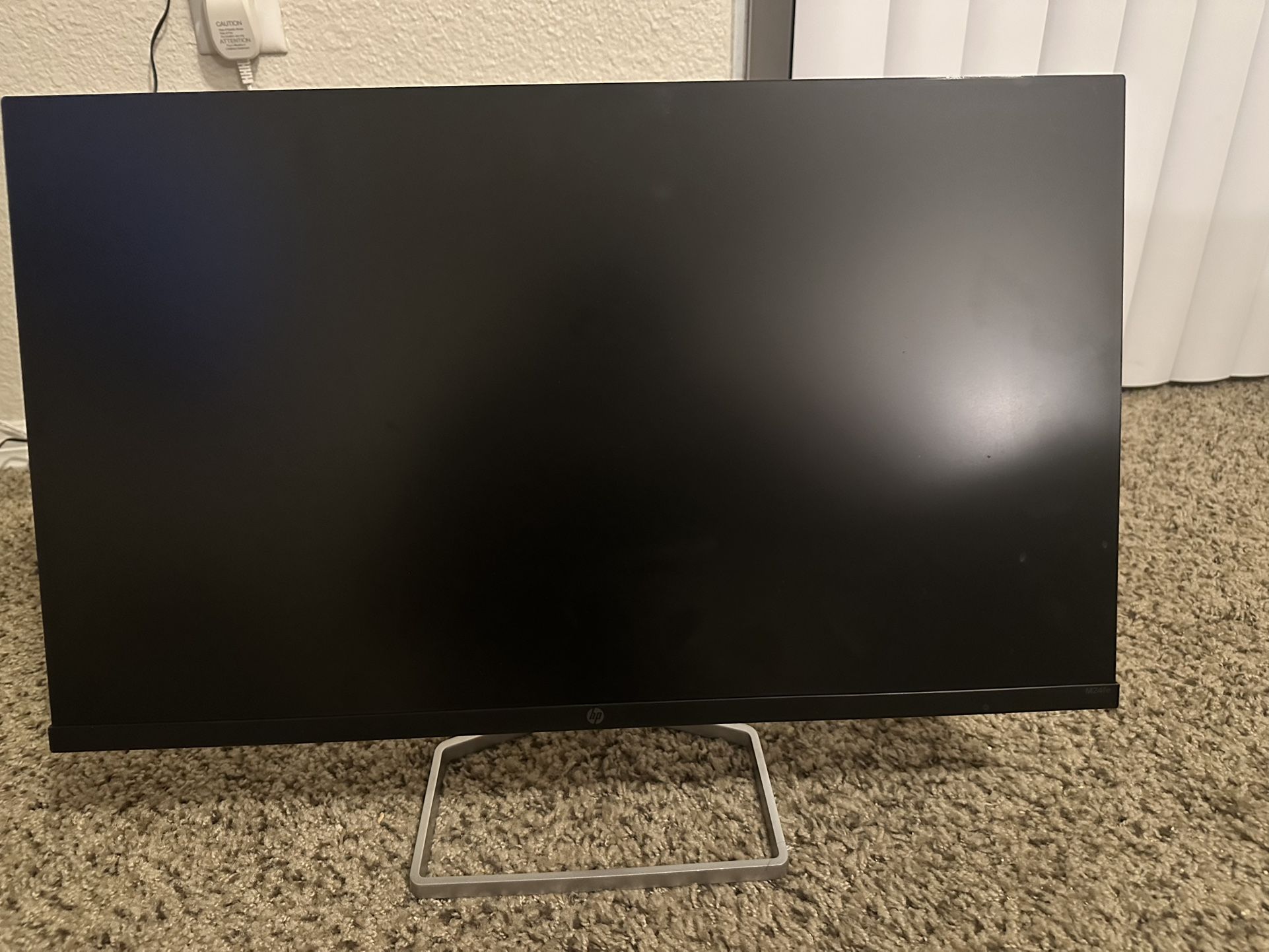 HP Monitor 24”
