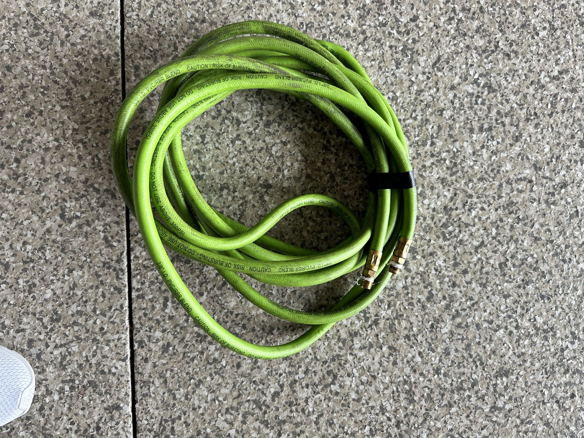 25 Ft Pneumatic Air Hose