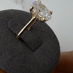 2.5 Carat Engagement Ring 