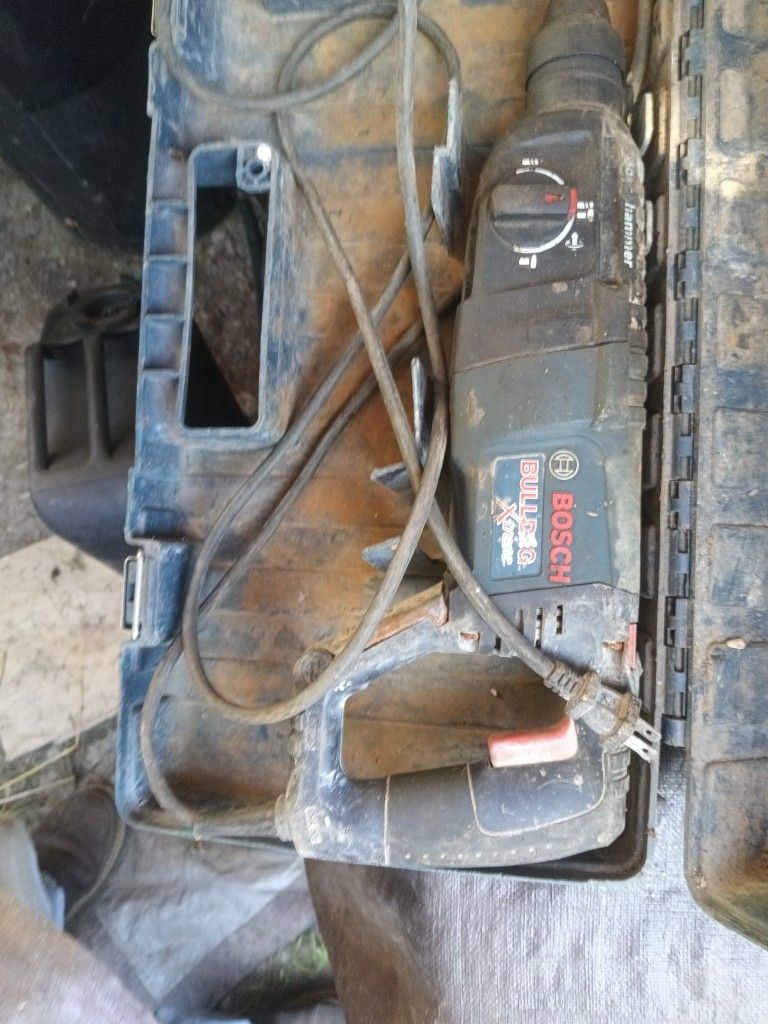 Bosch road hammer drill