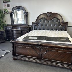 4PC King Bedroom Set