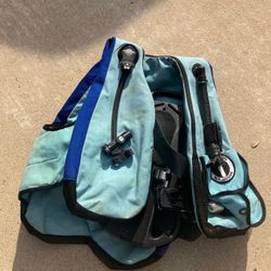 COMPLETE SCUBA DIVING EQUIPMENT (WOMENS)