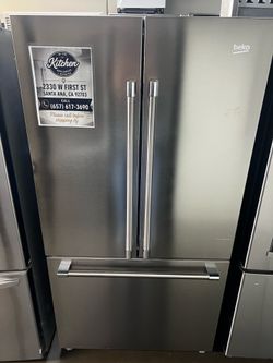 NEW OPEN BOX COUNTER DEPTH FRENCH STYLE REFRIGERATOR