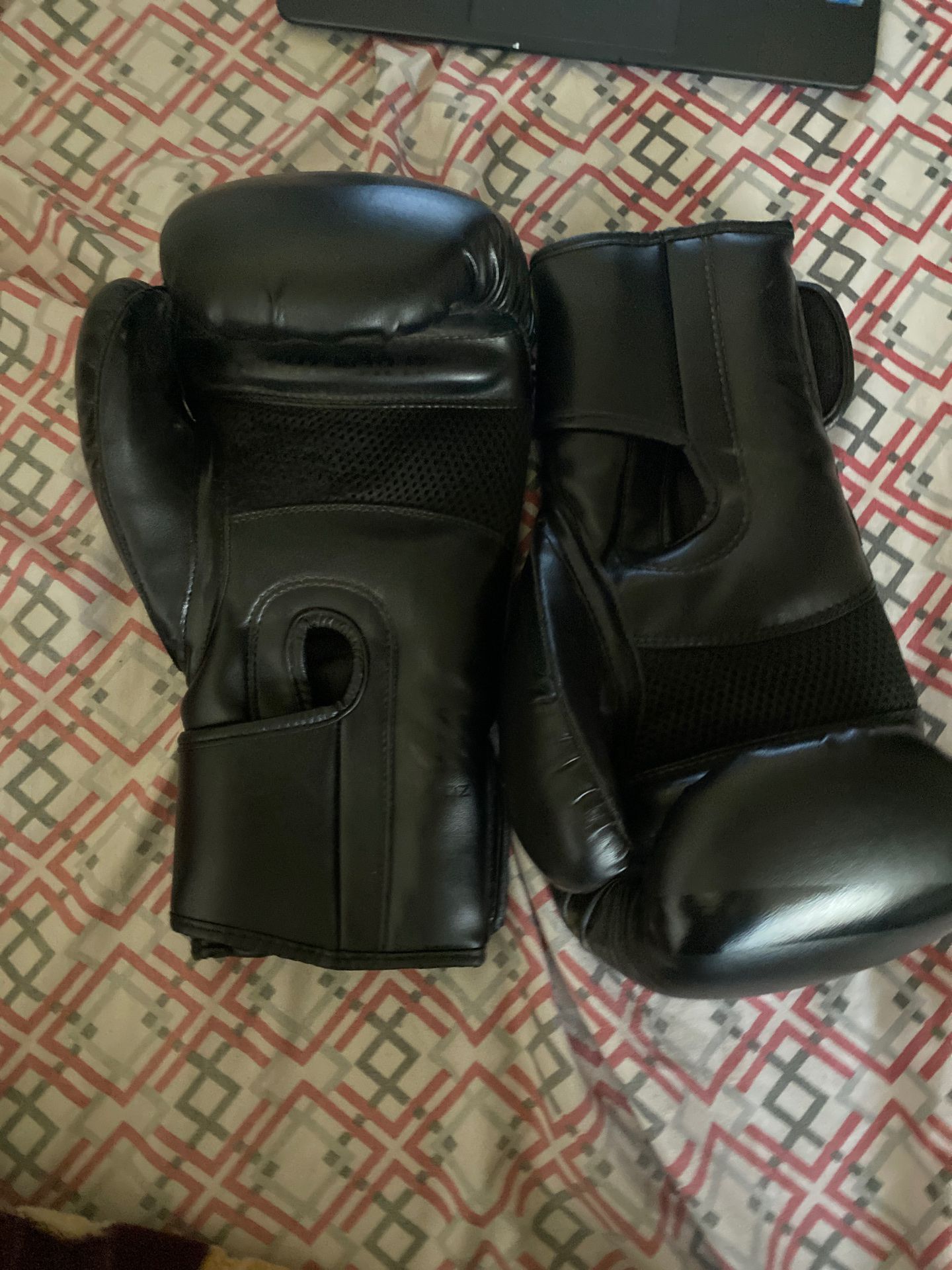 Professional Boxing gloves 14oz