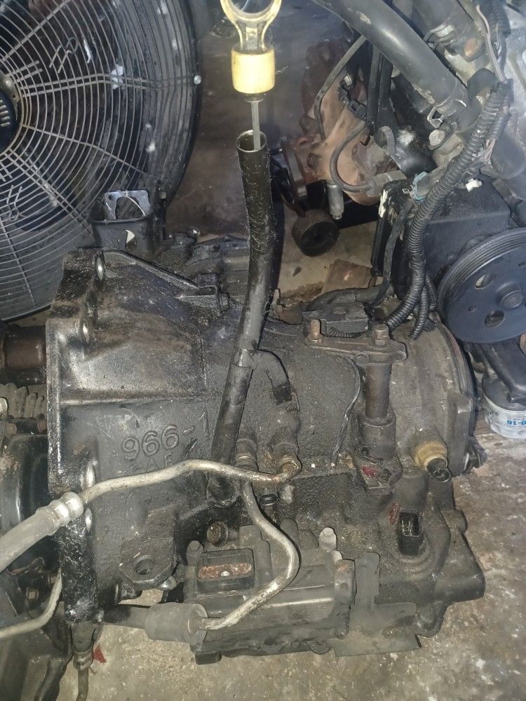 06 Town And Country 3.3 Transmission