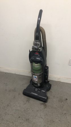 BISSELL vacuum good working condition