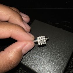 White Gold Engagement ring ‼️