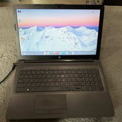 HP 15 inch Linux laptop