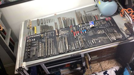 SCREWED/bits see  pictures