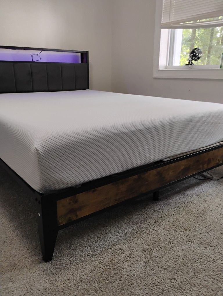 Queen Size Bed  And Bed Frame LED Lights