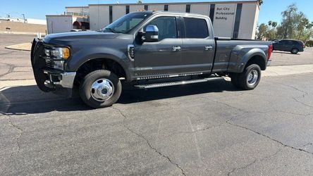 2017 Ford F350 Super Duty Crew Cab