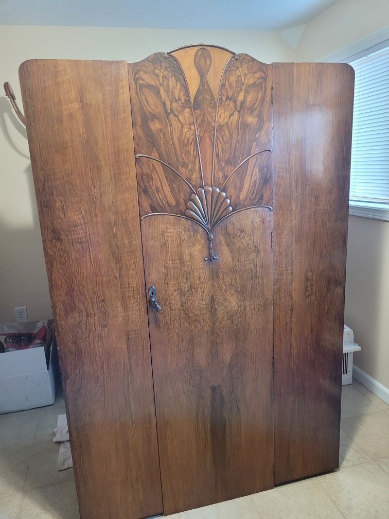 Armoire