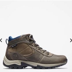 Timberland Women’s Waterproof  Hiking boots 