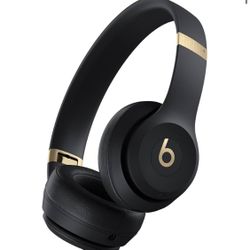 Beats Solo 4 in a stylish Black & Gold finish