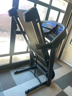 Folding Treadmill with Bluetooth Console