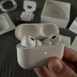 Apple Airpods 2nd generation pros