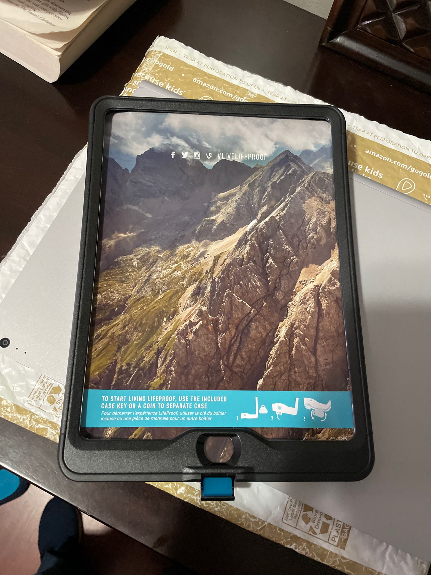 Lifeproof case for iPad 7/8 generation 10.2 inch