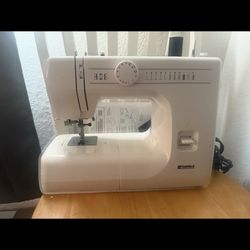 Kenmore Sewing machine 