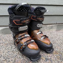 Mens ski boot Solomon Quest Access 60  26/26.5