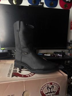 Men’s boots