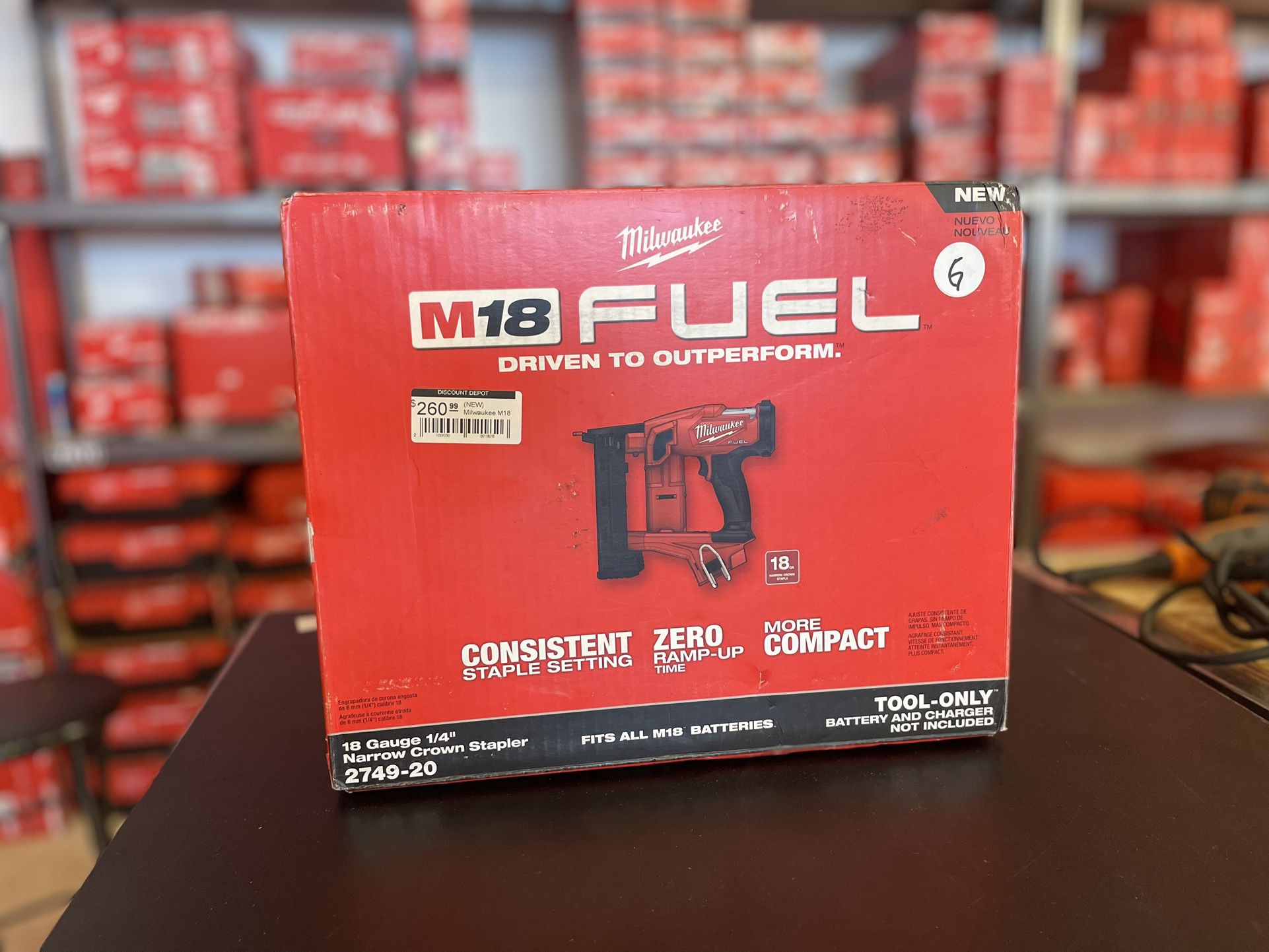 MILWAUKEE M18 FUEL Volt Lithium-Ion Brushless Cordless 18-Gauge 1/4 in. Narrow  Crown Stapler (Tool-Only)…. 2749-20 for Sale in North Las Vegas, NV  OfferUp