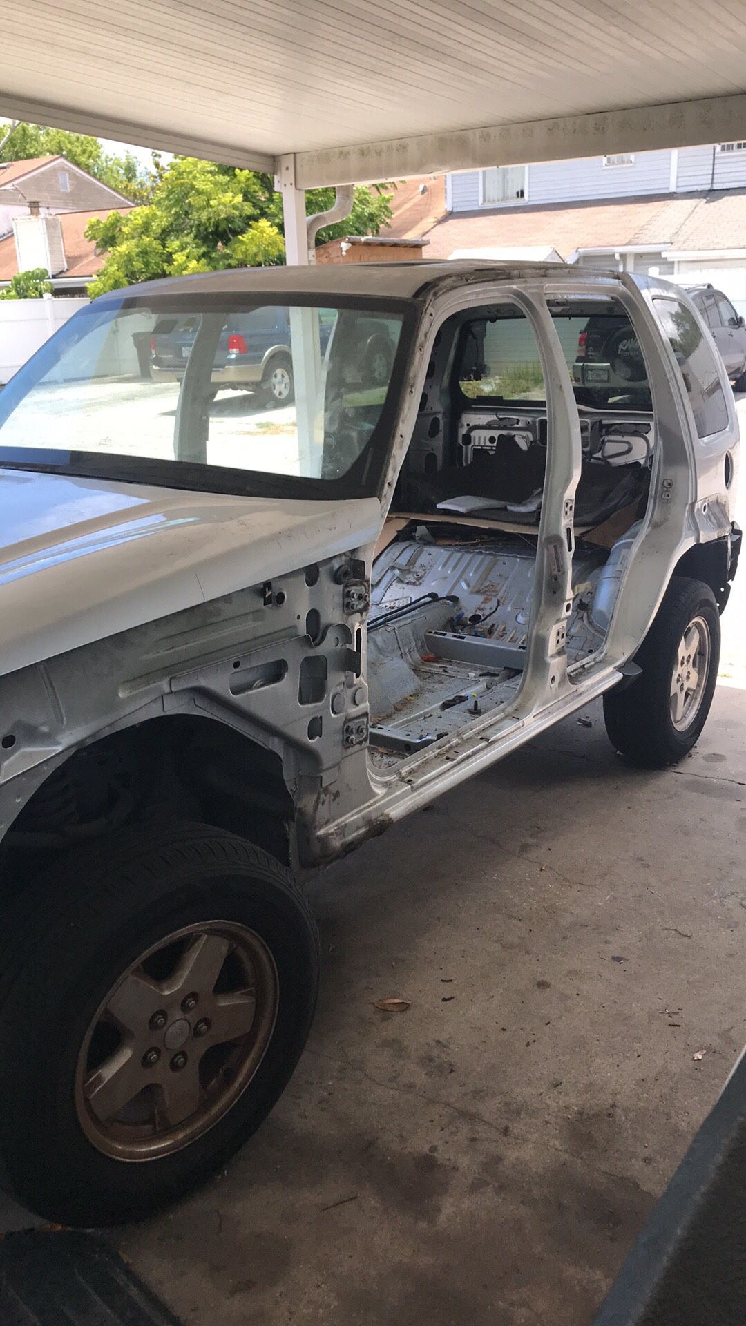 2004 Jeep Liberty Complete Part Out