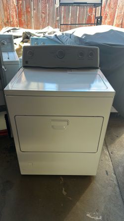Like new this is a clean Kenmore 500 series. Gas dryer 120 days guarantee.
