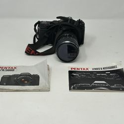Pentax A3000 35mm SLR Film Camera w Takumar A Zoom Lens For Parts Repair