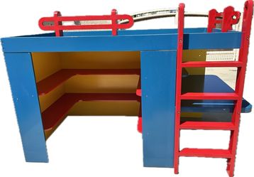 Bunk/loft bed