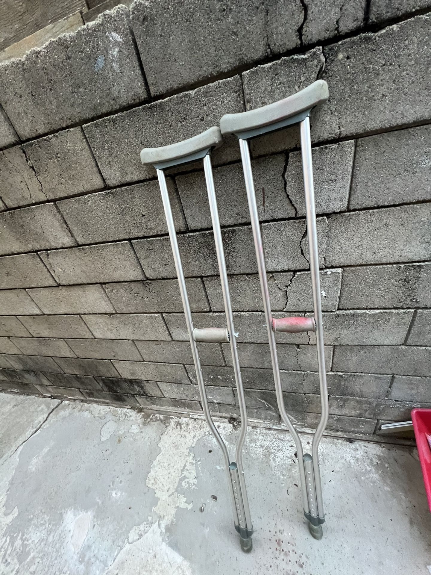 Crutches