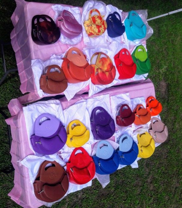 ** BEAUTIFUL NEW HOMAGE YEAR OVA BAGS ** READ DESCRIPTION** $125 OBO
