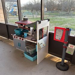 Toy Kitchen Kids Grew Up In Good Condition 