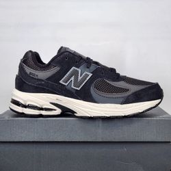 Big Kids' New Balance 2002R Shoes - Black - 4.5Y, 5.5Y, 6.5Y,l (6, 7, 8 Women)