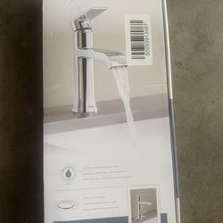 Moen Genta - Chrome Faucet