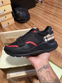 Low Cut Burberry Sneakers Sz 7 7.5 40 for Sale in Queens NY OfferUp