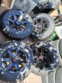 Juego de rines para trocas Toyota Tacoma 4Runer sequoia llantas seminuevas medida 17