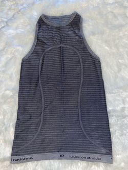 Women’s Lululemon Top Size 4