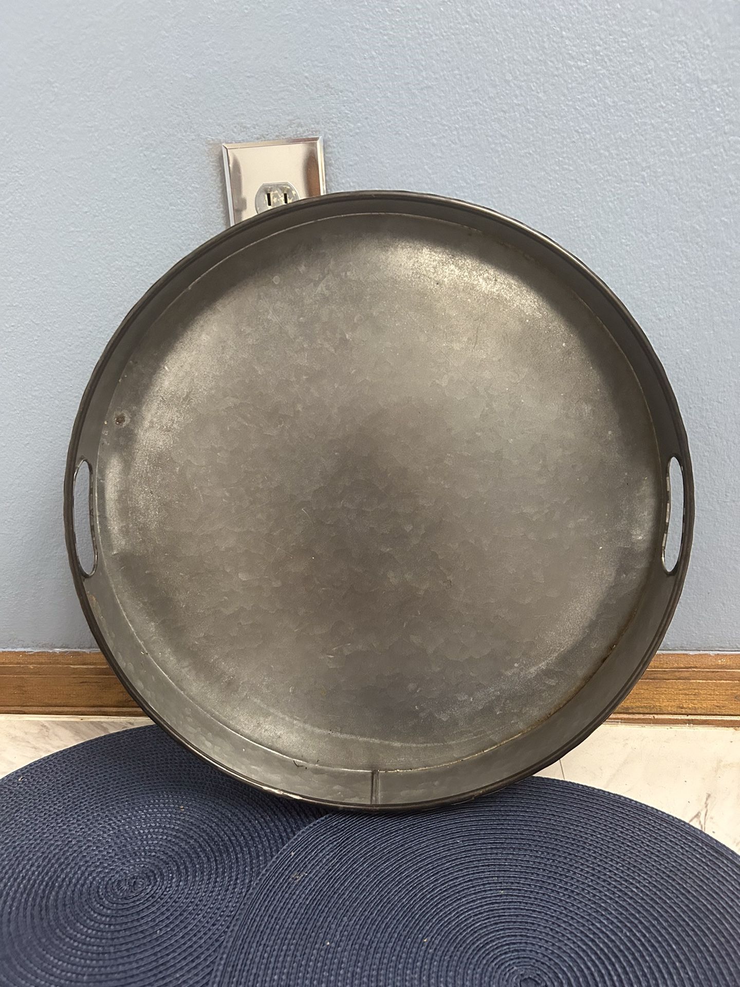 Gray, Round , Metal, Tray.    17 Inches Wide