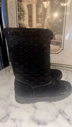 Winter Boots With Faux Fur Size 9