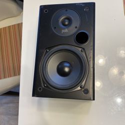 1 Polk Audio T15 Bookshelf Speaker.  