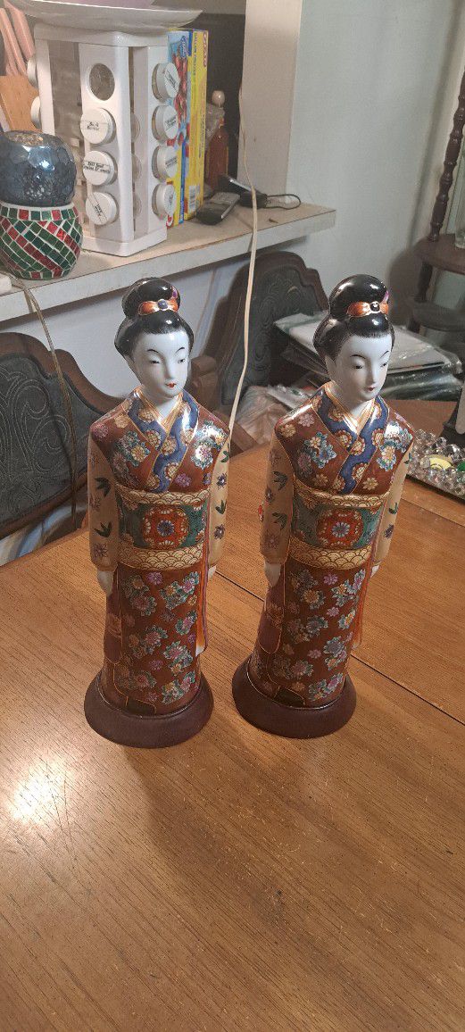 Vintage Fine Porcelain Set Of 2 Large Geisha Girl Statues- Heirlooms To Be Passed On For Generations 
