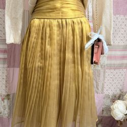 Zoe D: Yellow/Gold Pleated Chiffon Skirt