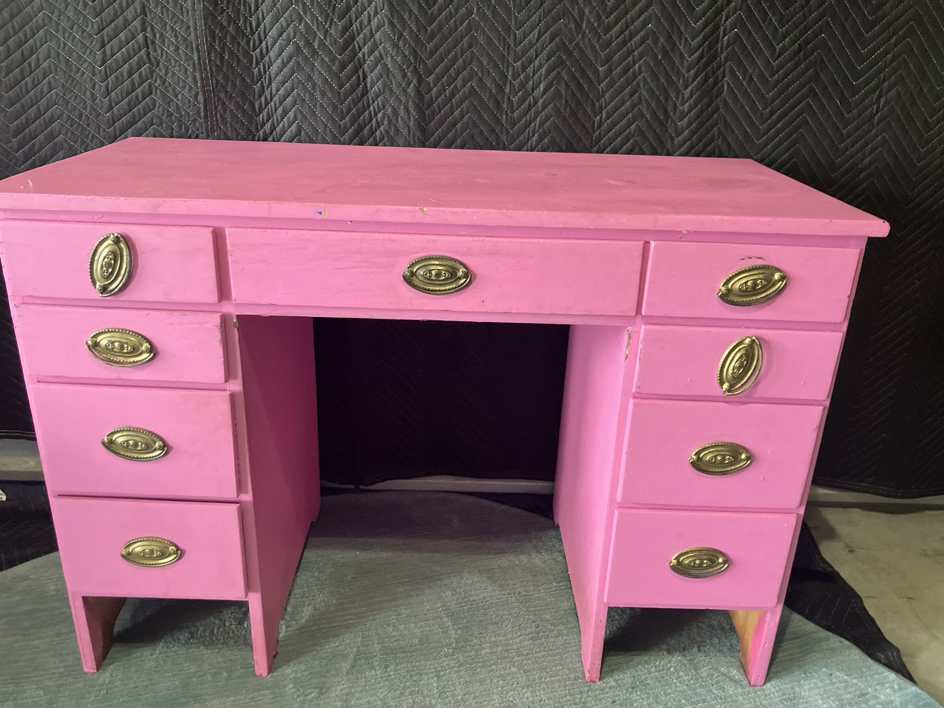 PINK WOODEN DESK (DELIVERY AVAILABLE)