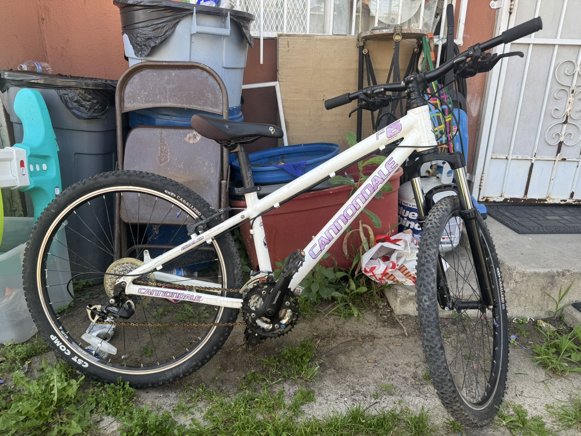 Cannondale Feminine F6