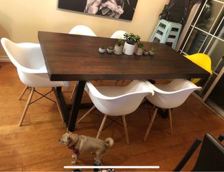 Dining table & chairs