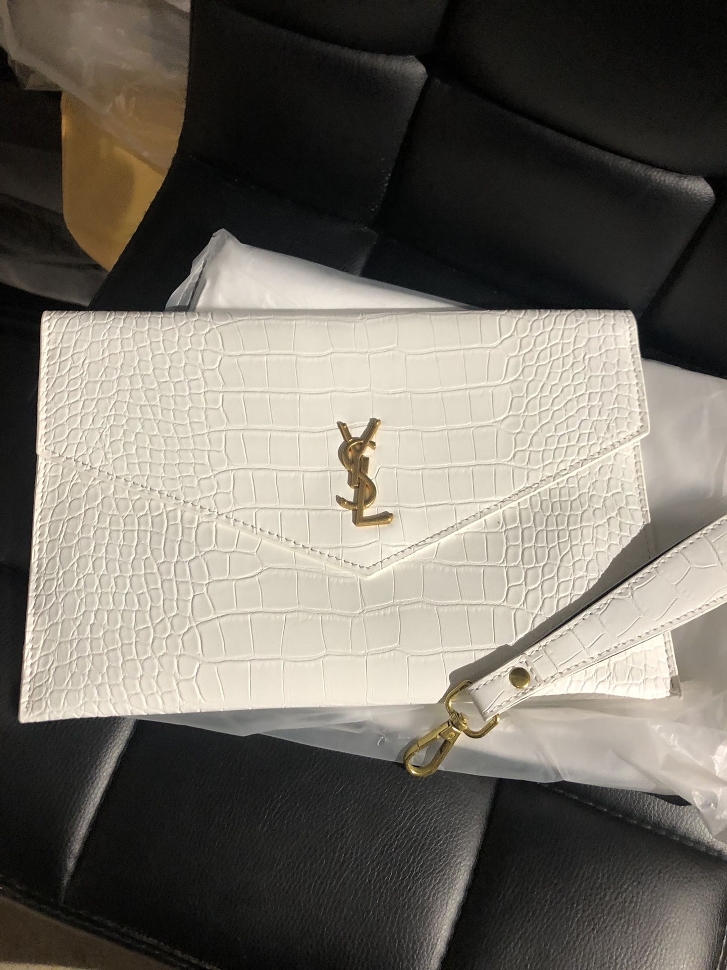 White Clutch
