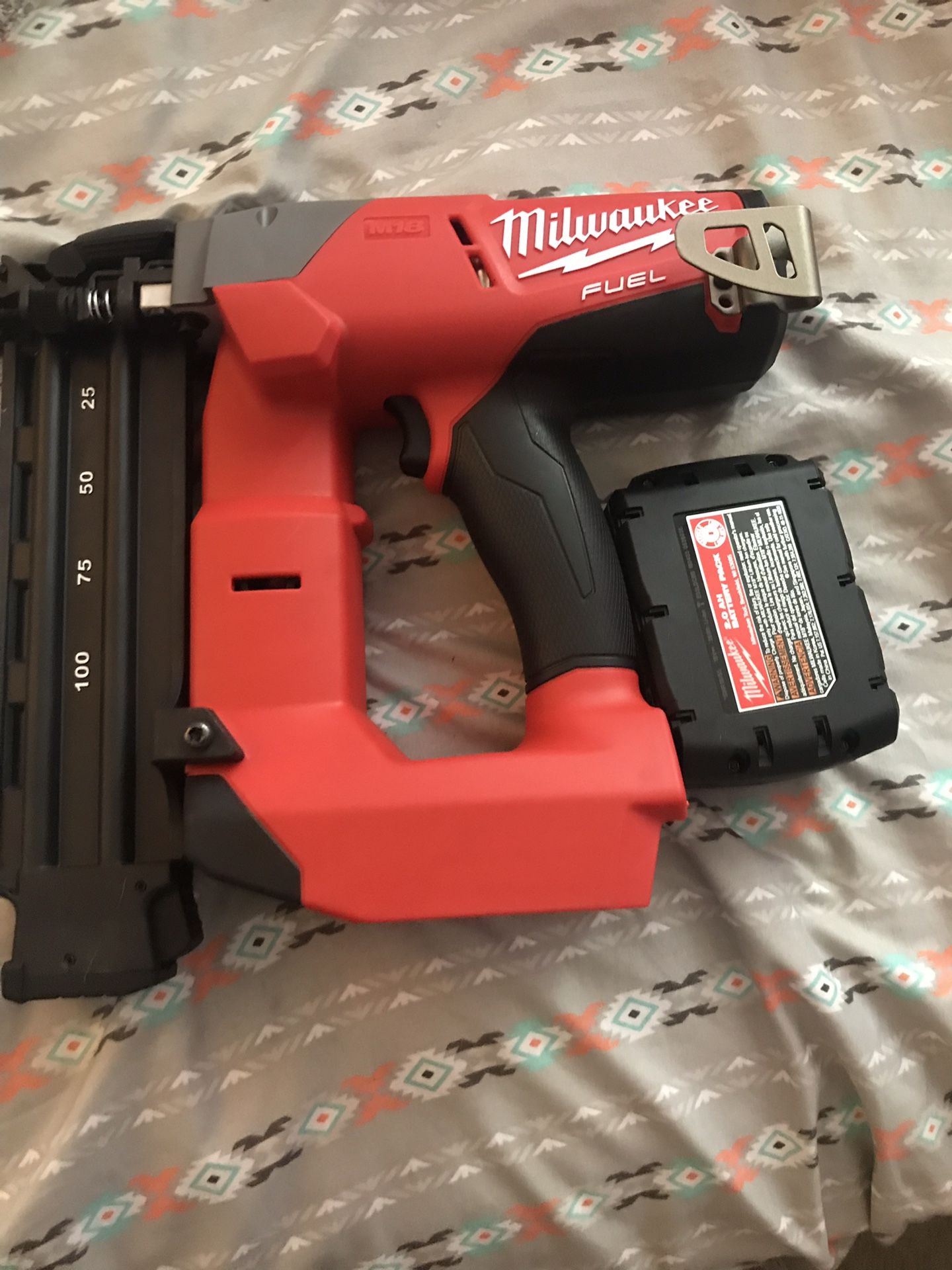 Milwaukee finish nail gun no charger